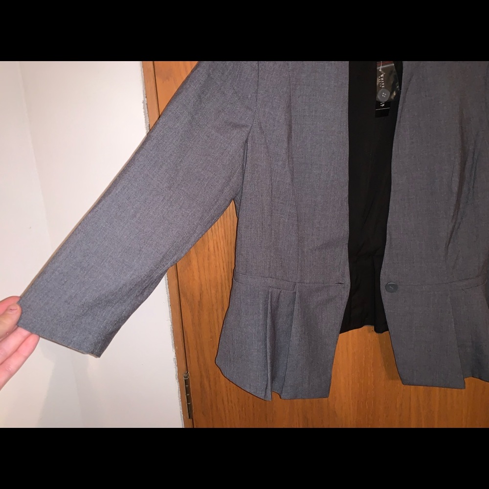 NWT - White House Black Market Blazer - Picture 2 of 8